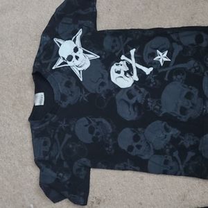 Skull shirt